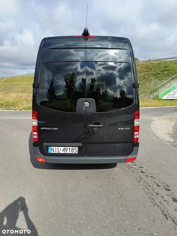 Mercedes-Benz Sprinter - 5