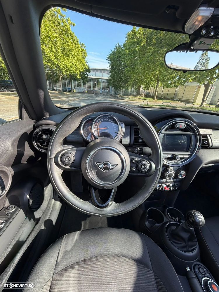 MINI Cabrio Cooper - 15