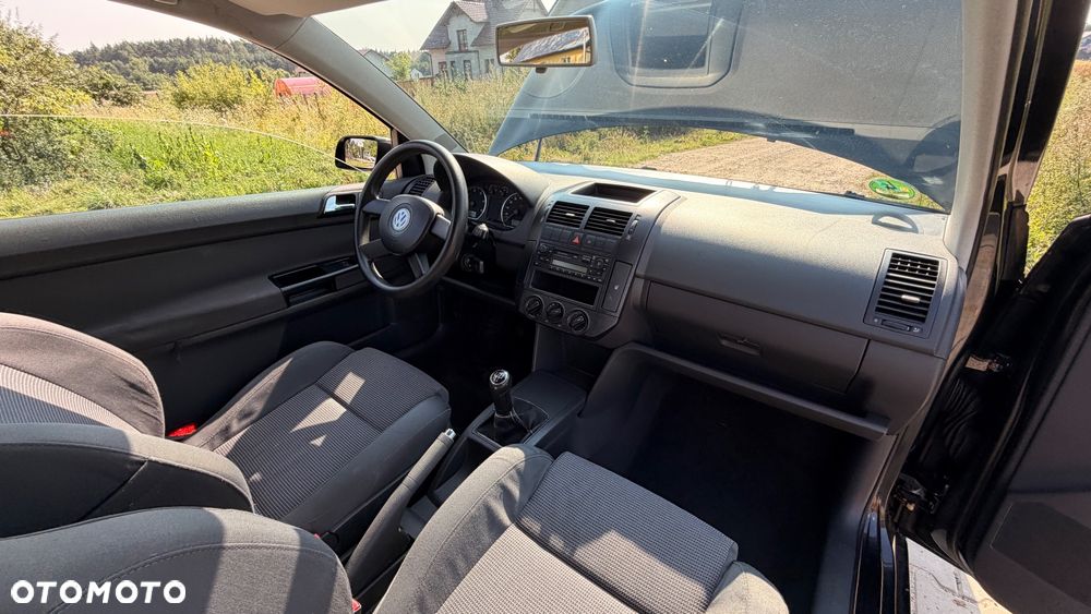 Volkswagen Polo 1.4 16V Trendline - 10