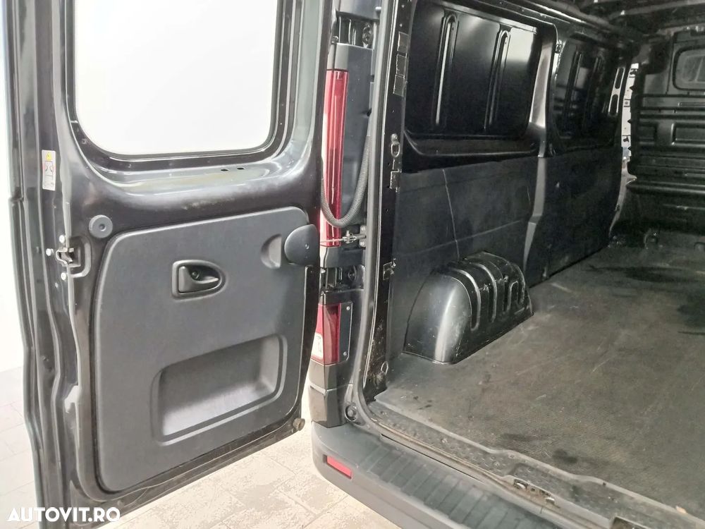 Opel VIVARO - 10