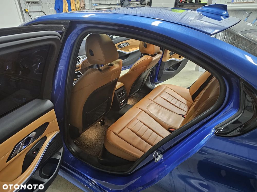 BMW Seria 3 M340i xDrive - 6