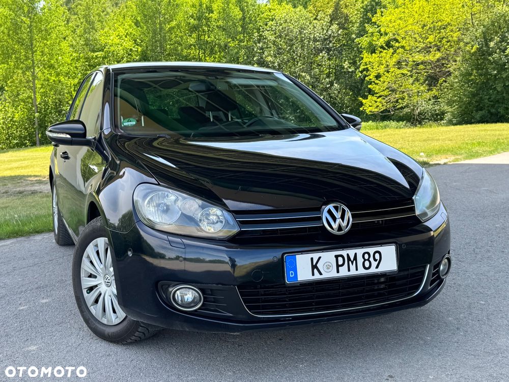 Volkswagen Golf - 6