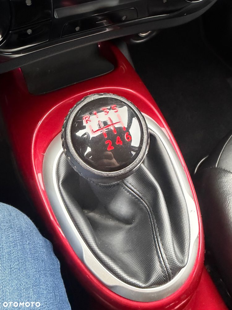 Nissan Juke 1.6 T Tekna - 15