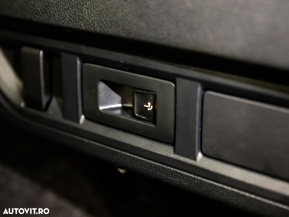 Skoda Octavia Combi 2.0 TDI Active - 23