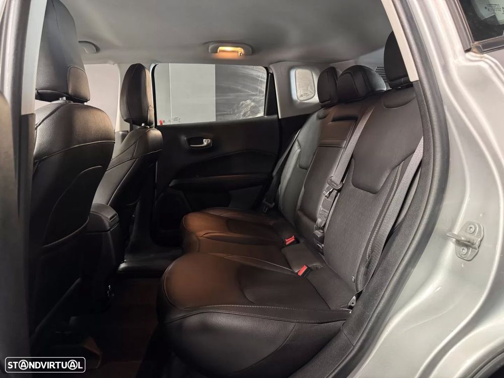 Jeep Compass 1.3 T Longitude - 24