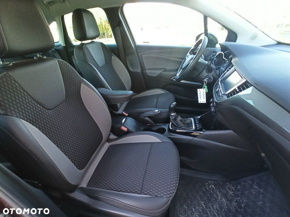 Opel Crossland X - 8