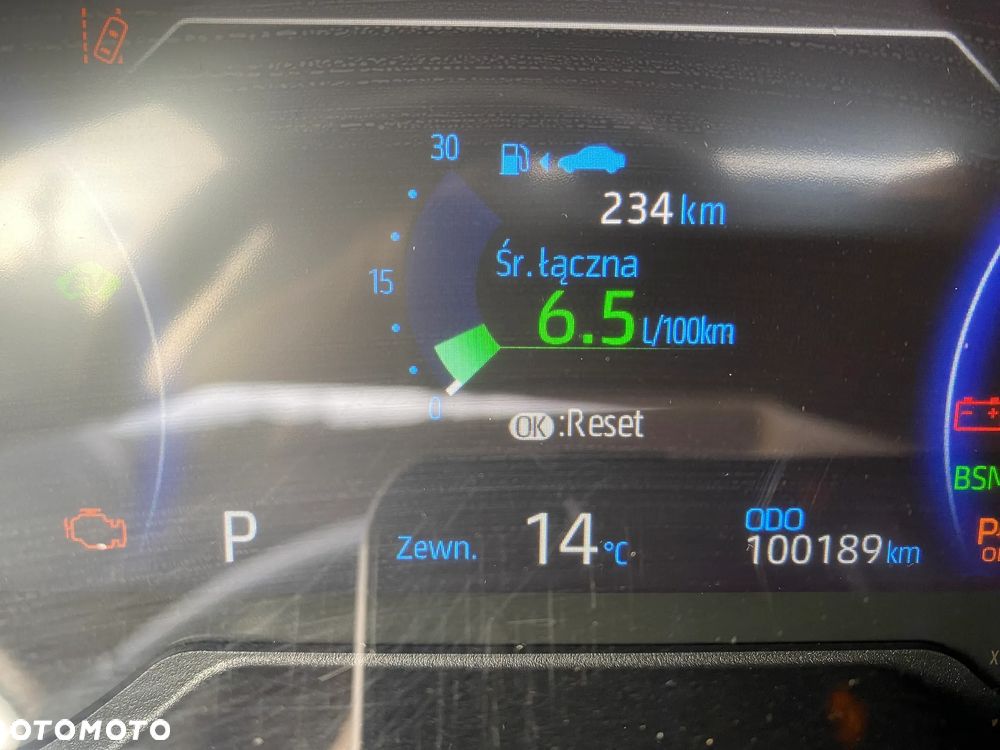 Toyota RAV4 2.5 Hybrid Executive 4x4 - 26