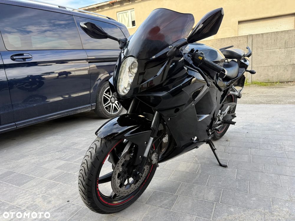 Hyosung GT - 9