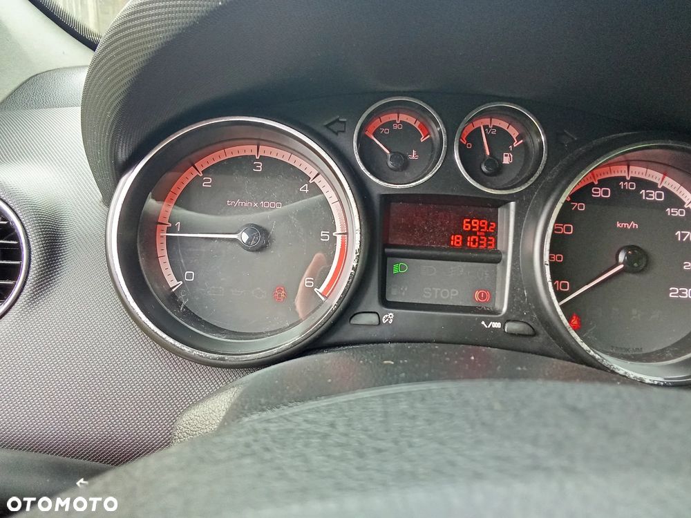 Peugeot 308 1.6 HDi Trendy - 11