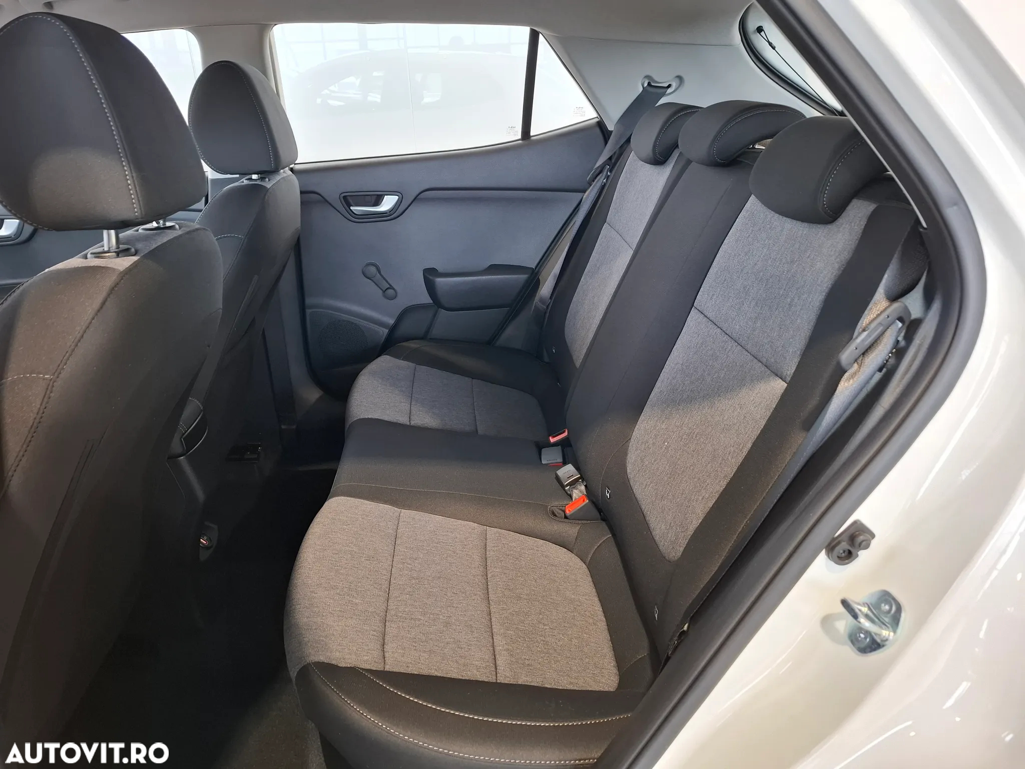 Kia Stonic 1.2 MPI 5MT Urban - 22