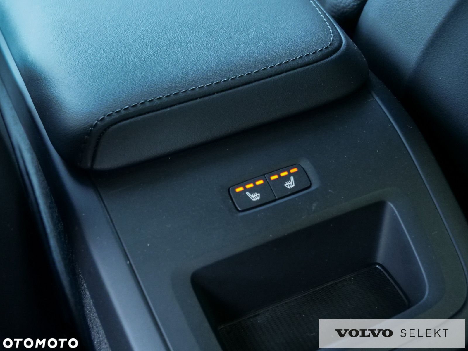 Volvo V60 Cross Country - 19