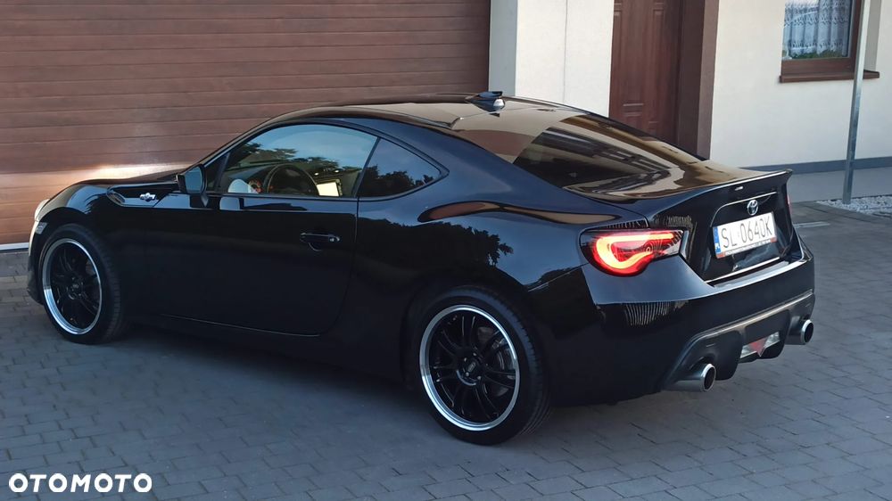 Toyota GT86 2.0 Prestige - 17