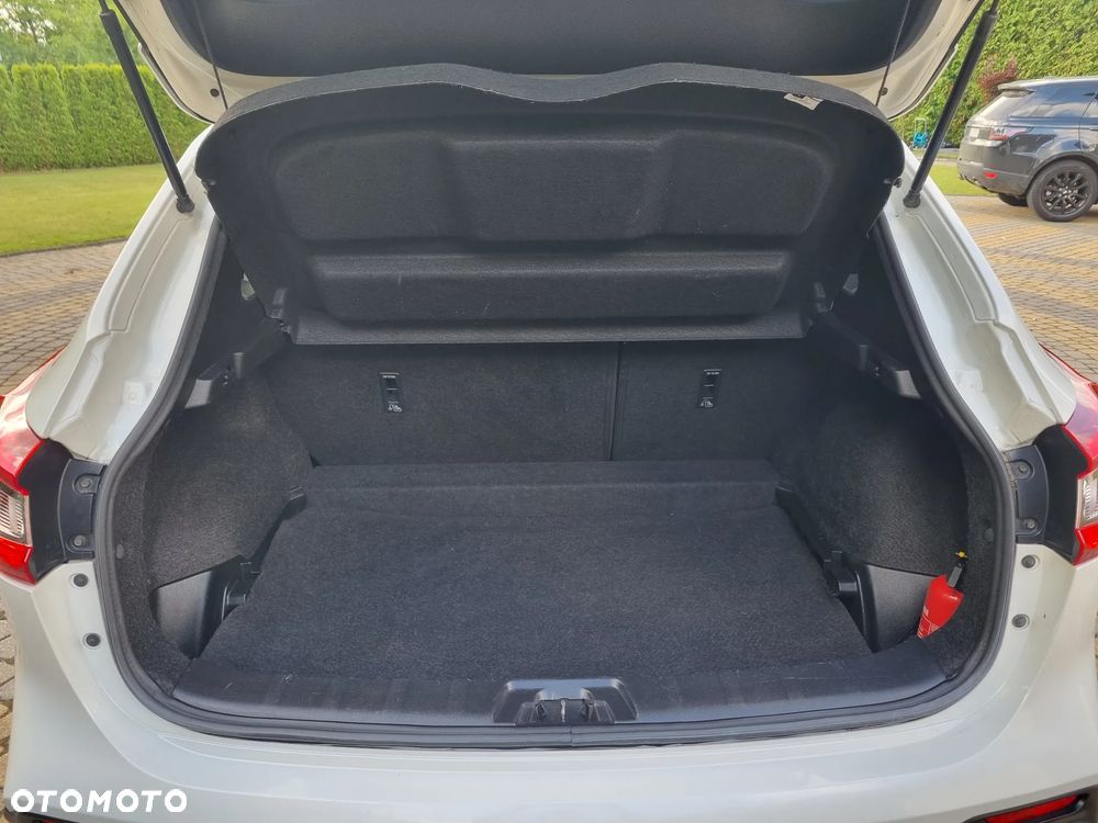 Nissan Qashqai 1.3 DIG-T Tekna DCT - 28