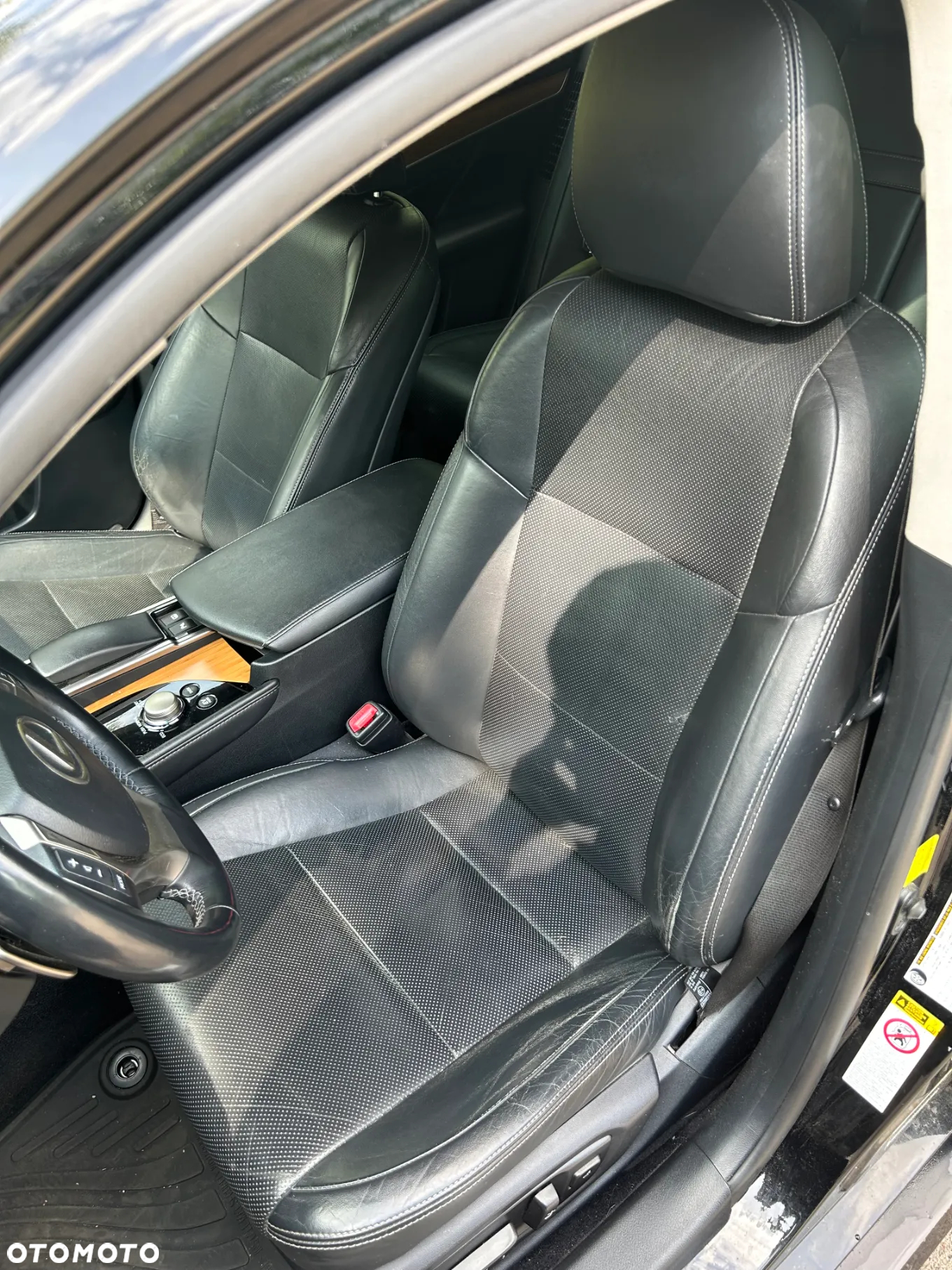 Lexus GS 450h Prestige - 24