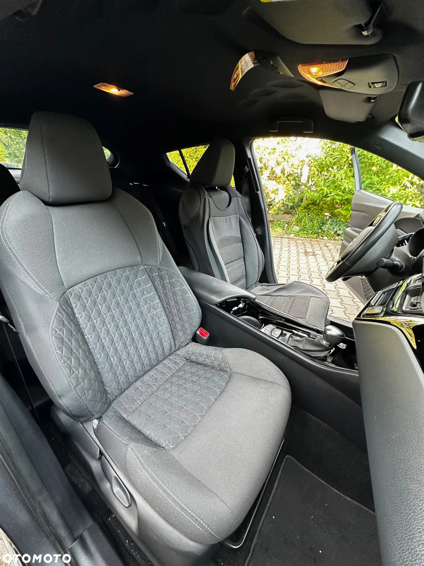 Toyota C-HR 2.0 Hybrid Style - 9