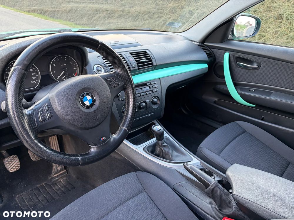 BMW Seria 1 2010 photo 5