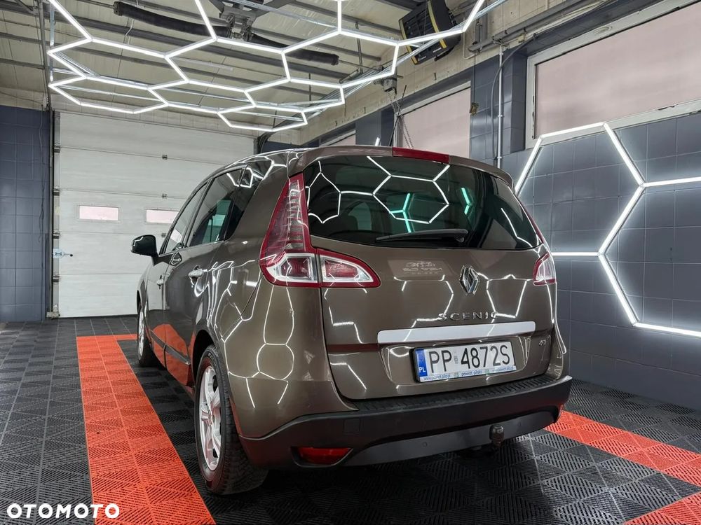 Renault Scenic Energy dCi 130 Start & Stop Bose Edition - 5