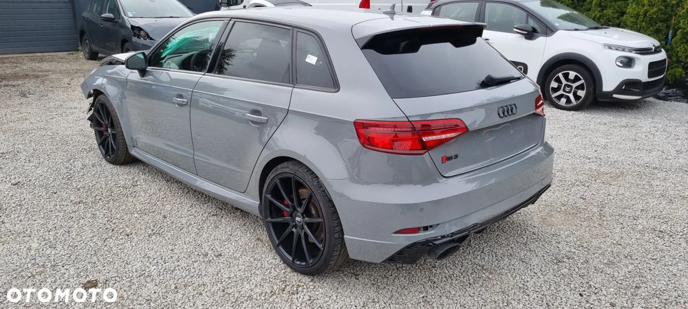 Audi RS3 Sportback S tronic - 1