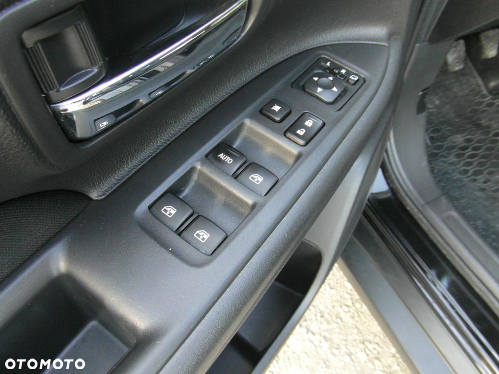 Mitsubishi Outlander 2.0 2WD Diamant Edition - 14