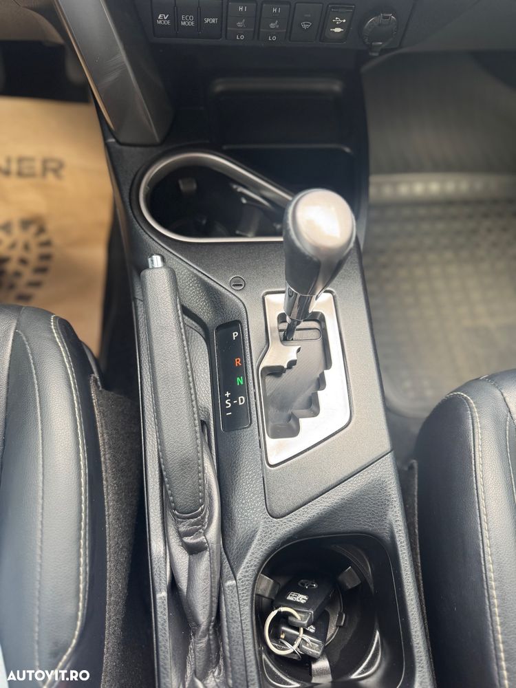 Toyota RAV4 - 18