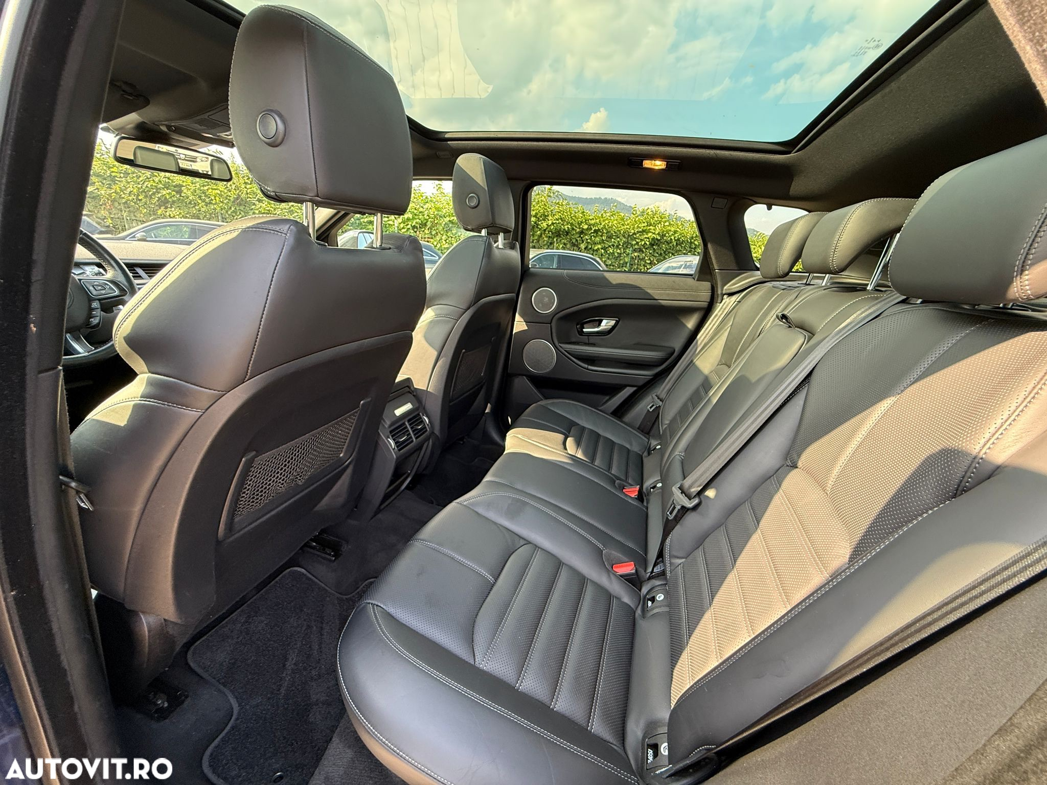 Land Rover Range Rover Evoque - 10