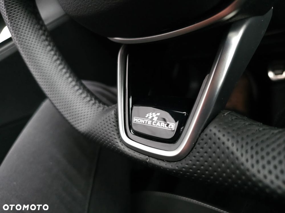 Skoda Fabia 1.0 TSI Monte Carlo - 25