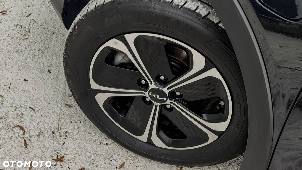Kia XCeed - 13