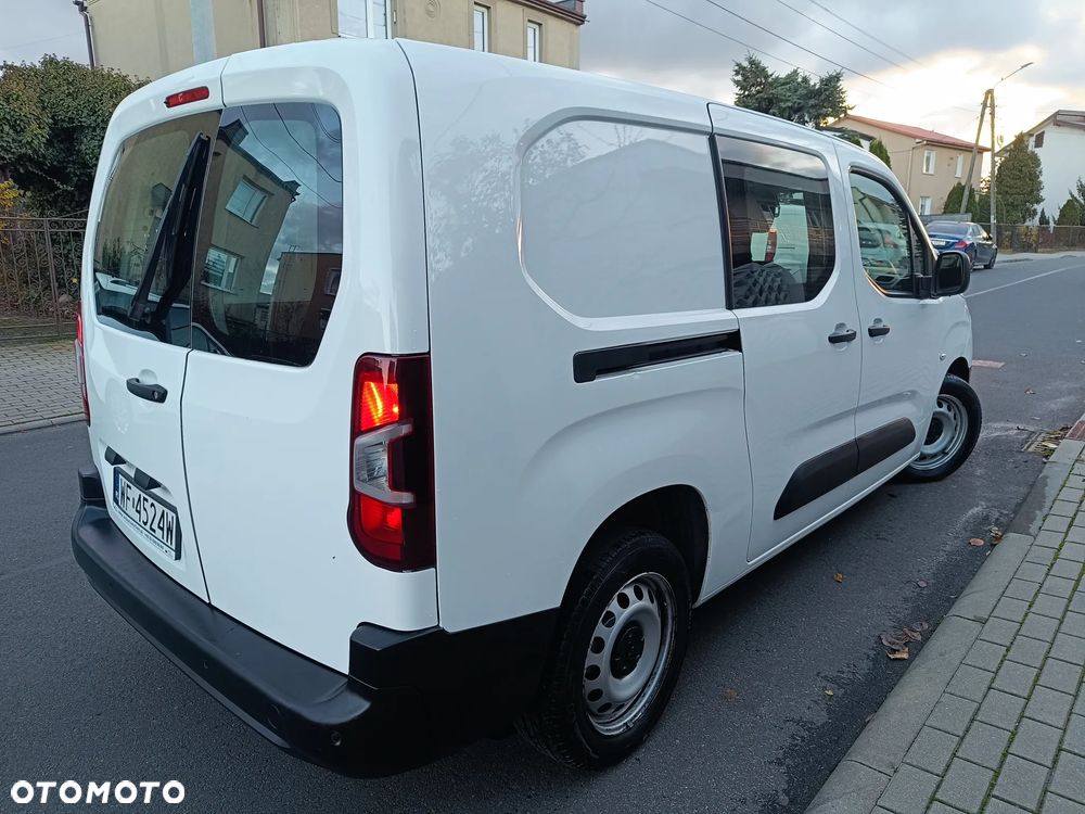 Toyota Proace City - 13