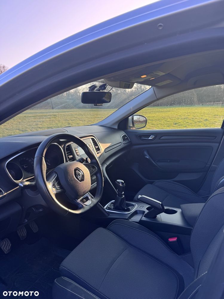 Renault Megane 1.5 dCi Intens - 10