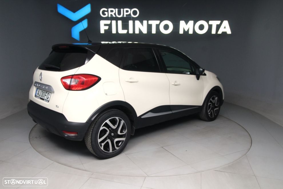 Renault Captur 0.9 TCE Exclusive - 2