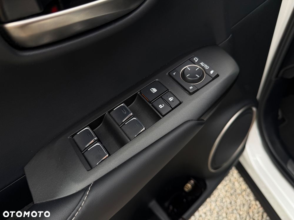 Lexus NX 300 F Sport AWD - 21