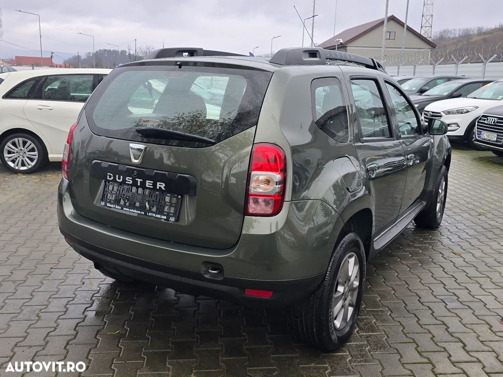 Dacia Duster 1.6 16V 105 4x2 Laureate - 4