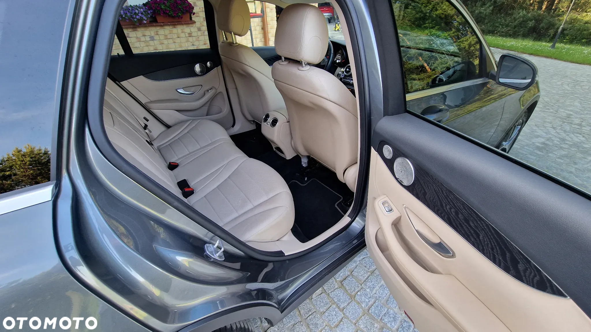 Mercedes-Benz GLC 220 d 4-Matic - 27