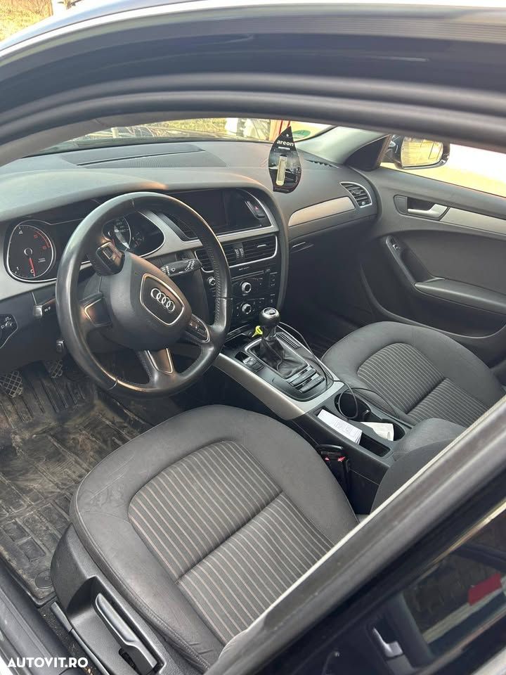 Audi A4 - 4