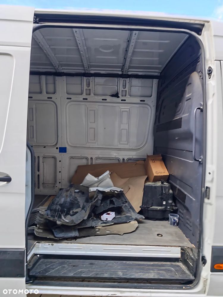 Mercedes-Benz Sprinter - 7
