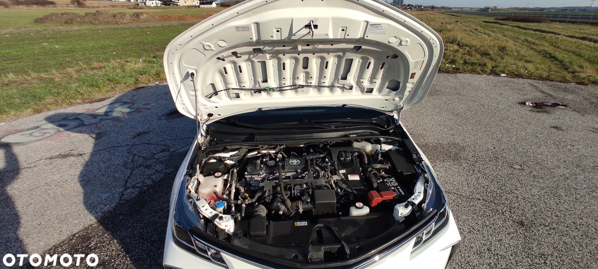 Toyota Corolla 1.8 Hybrid Comfort - 12