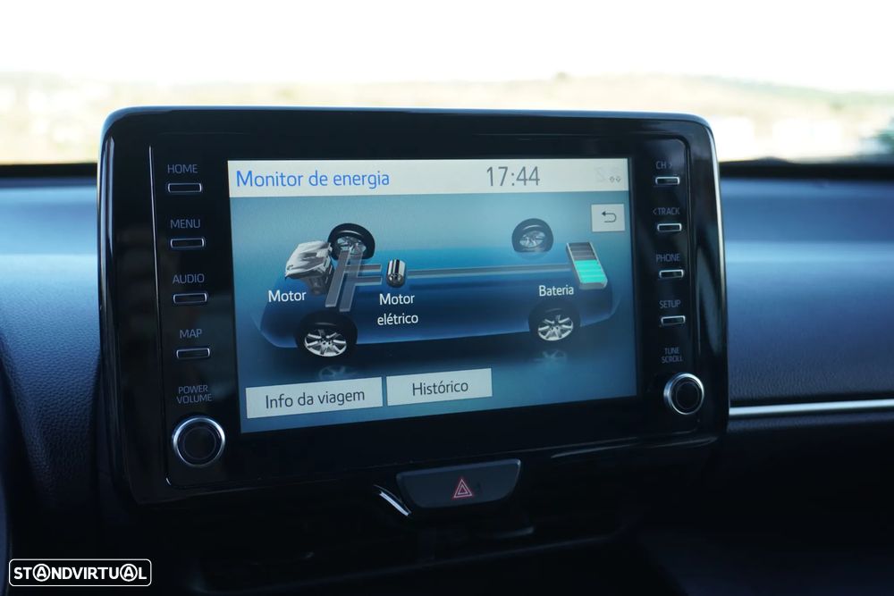 Toyota Yaris Cross 1.5 HDF Comfort Plus - 17