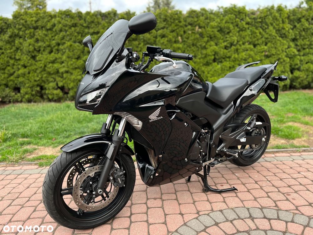 Honda CBF - 8