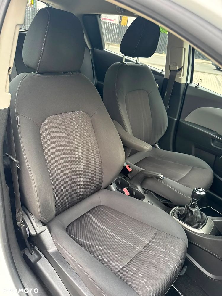 Chevrolet Aveo 1.3 D LTZ - 8