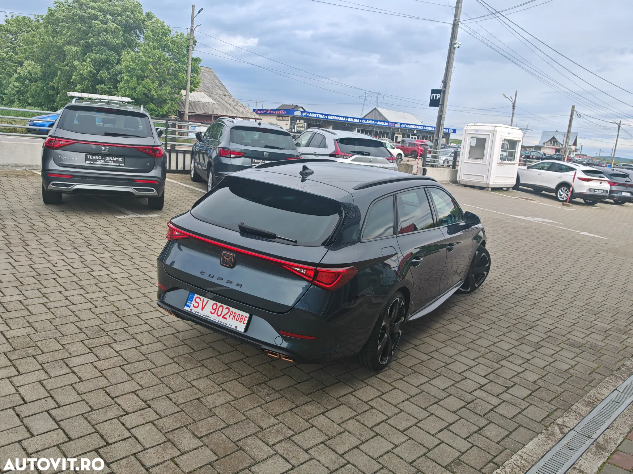 Cupra Leon Sportstourer 1.4 e-Hybrid (180 kW System) VZ - 4