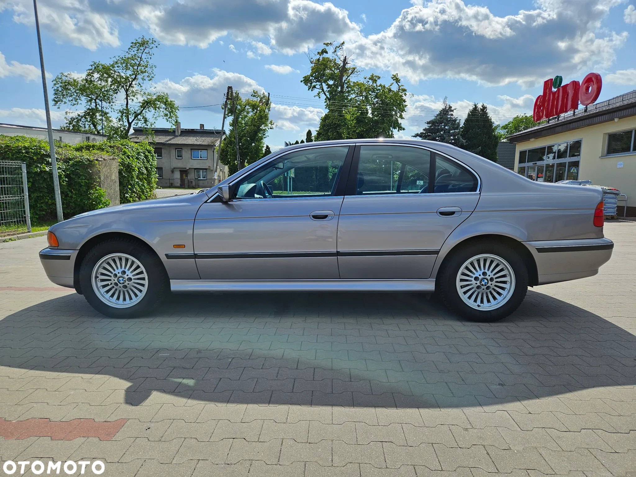 BMW Seria 5 520i - 7