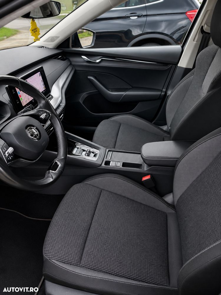Skoda Octavia 2.0 TDI DSG Style - 11