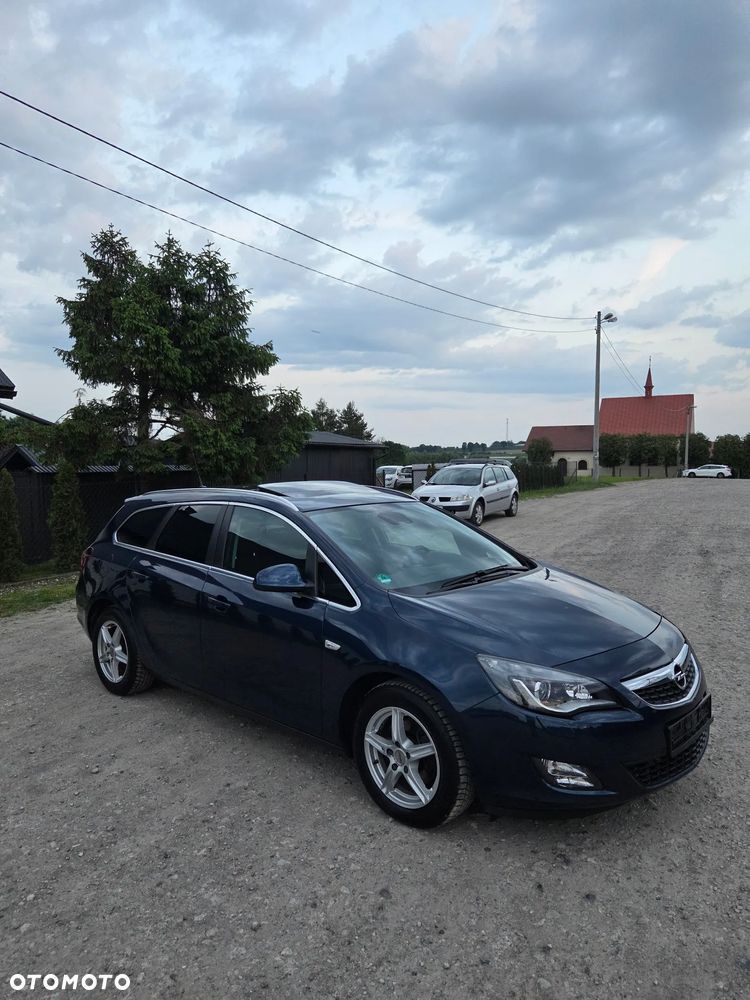 Opel Astra 1.6 Turbo Sport - 24