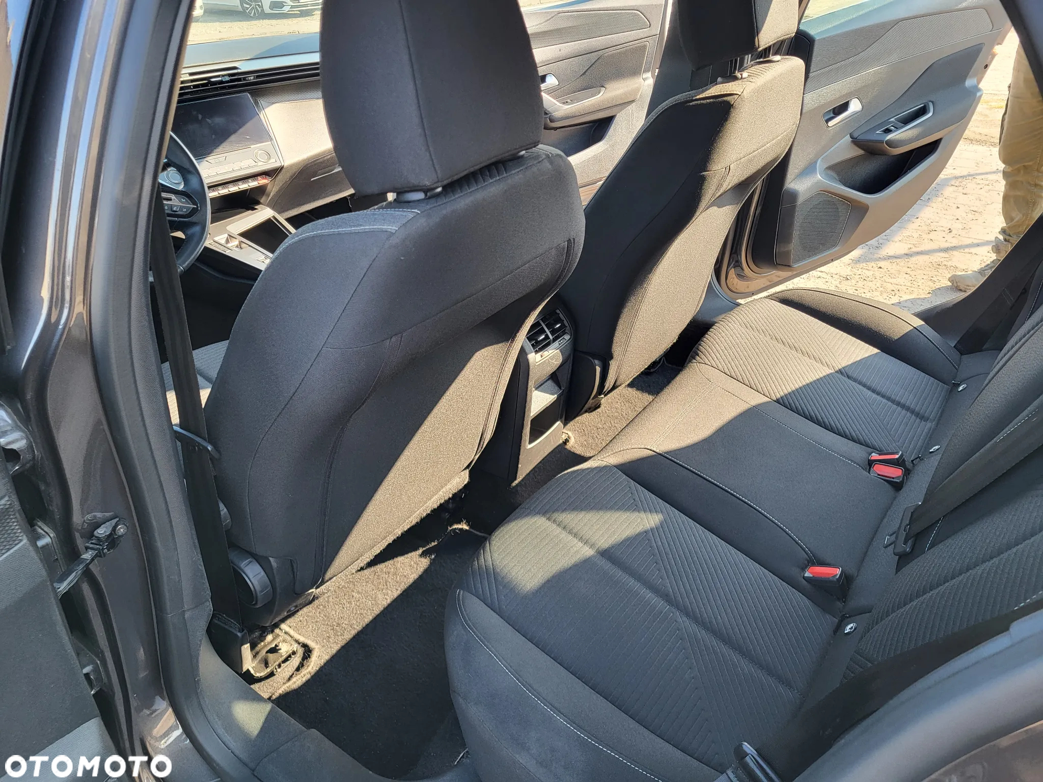 Peugeot 308 1.2 PureTech Active Pack S&S EAT8 - 22