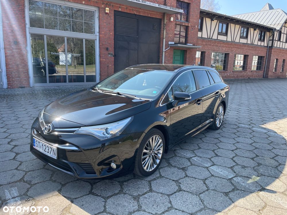Toyota Avensis 1.8 Premium MS - 31