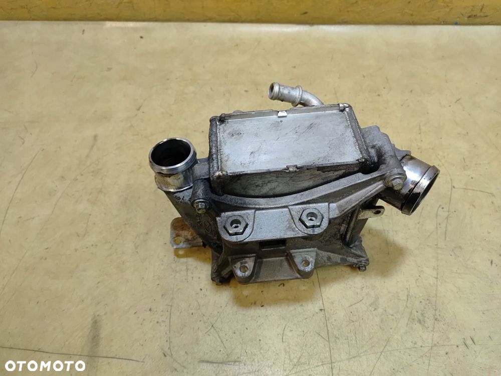 FOCUS MK3 C-MAX MK2 1.6 TDCI CHŁODNICA INTERCOOLER CV618K230BC - 4