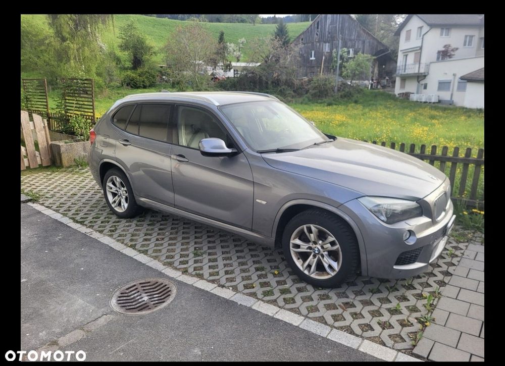 BMW X1 xDrive28i Sport Line - 4