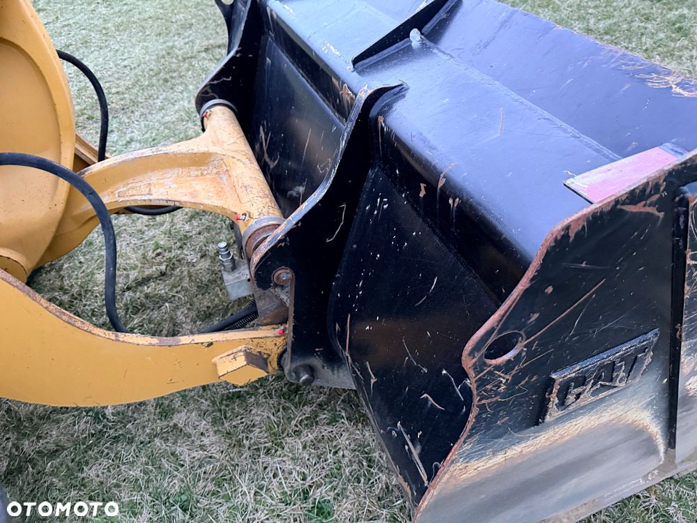 Caterpillar ŁADOWARKA CAT 906M 906 907 908 łyżka pług widły  Liebherr 506 Volvo L25 - 14