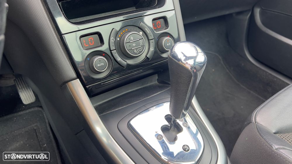 Peugeot 308 SW 1.6 HDi Sport CMP6 - 11