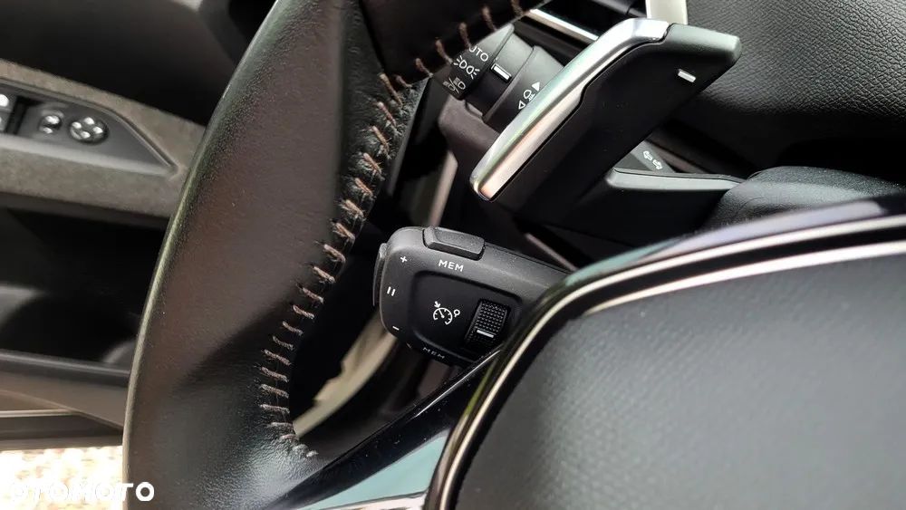 Peugeot 3008 BlueHDi 130 Stop & Start EAT8 Active Business-Paket - 19